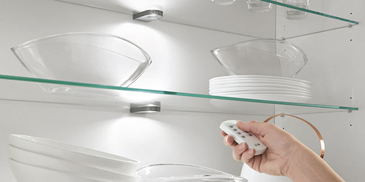 Met de 4-kanaalse afstandsbediening met Emotion-functie kunt u met een klik de verlichting van uw keuken regelen